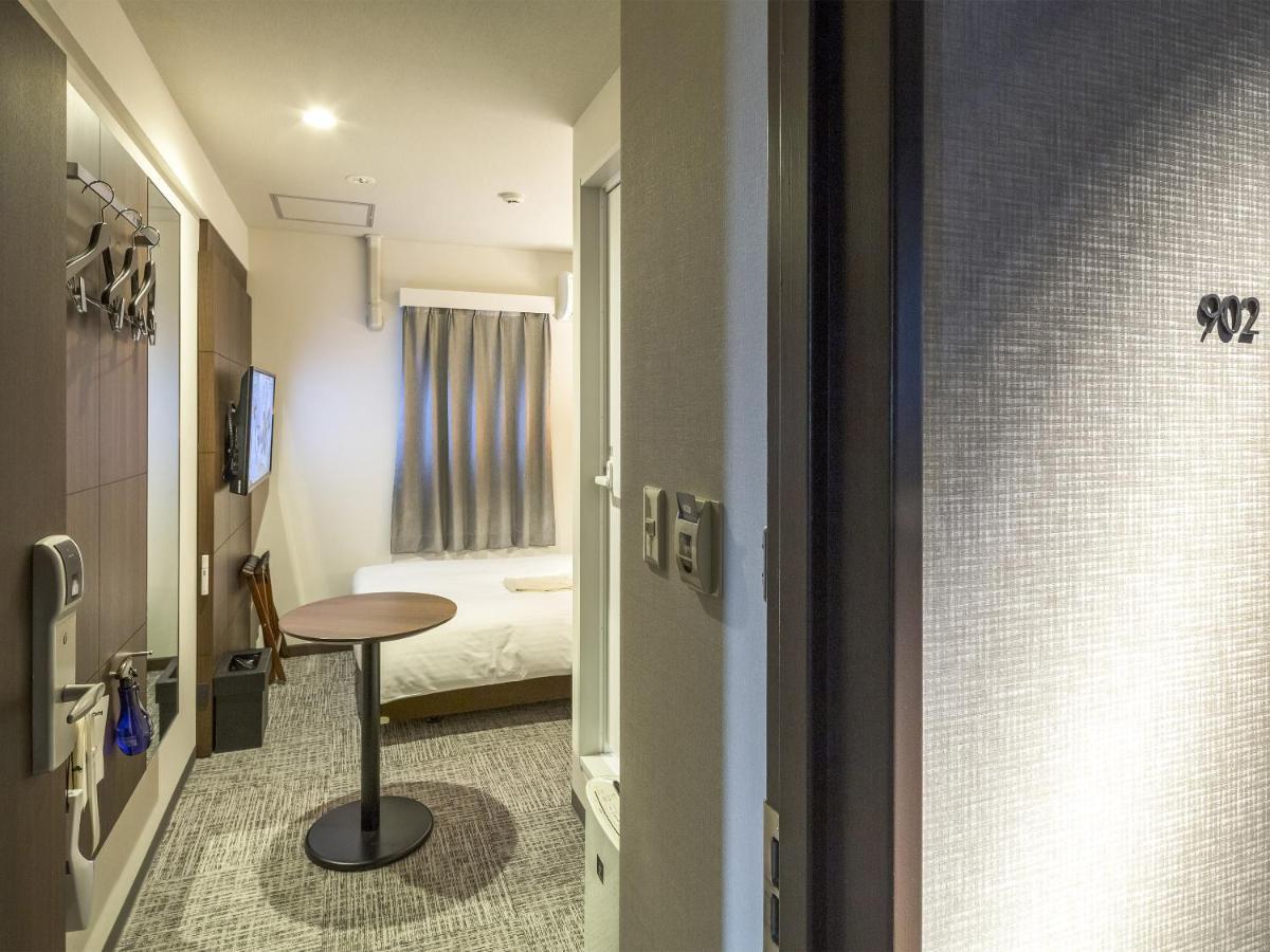 อเมนิตี้โฮเต็ล อิน ฮากะตะ Hotel ฟูกุโอกะ ภายนอก รูปภาพ